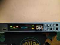 Srebrny Tuner radiowy ONKYO INTEGRA T-4017