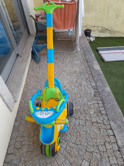 Triciclo,  carro criança, andarilho