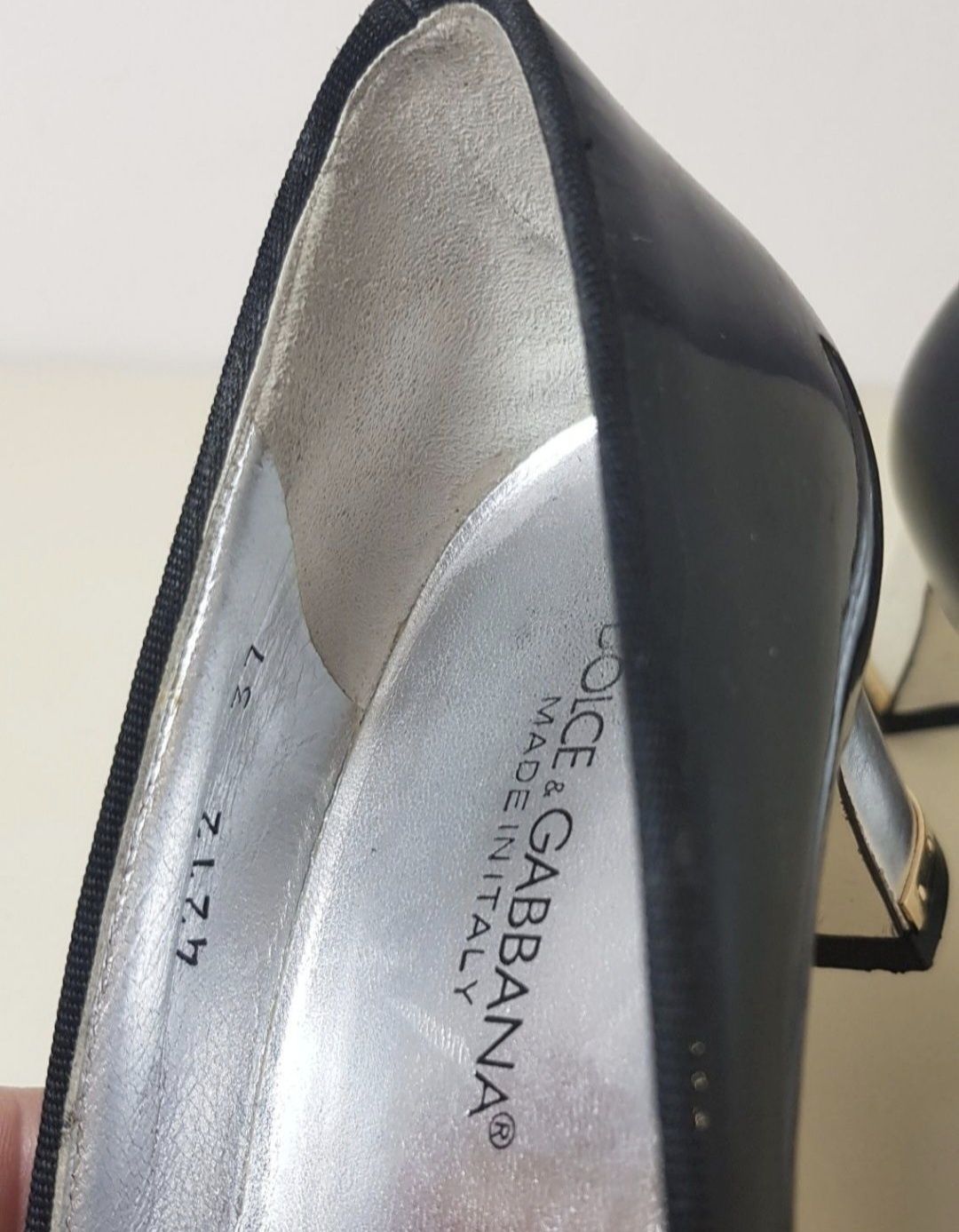 Дизайнерские туфли Dolce Gabbana лакированная кожа 37 размер