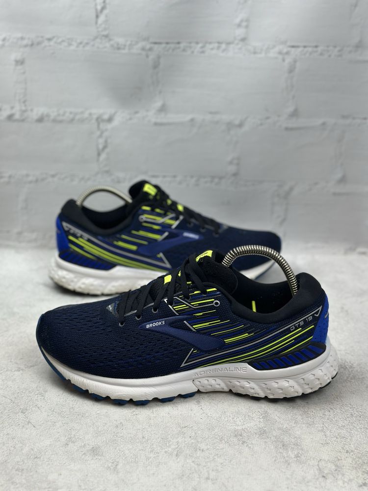 Чоловічі спортивні бігові кросівки Brooks Adrenaline 44p