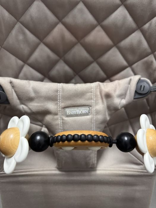 Espreguiçadeira BabyBjörn Bliss Classic Sand