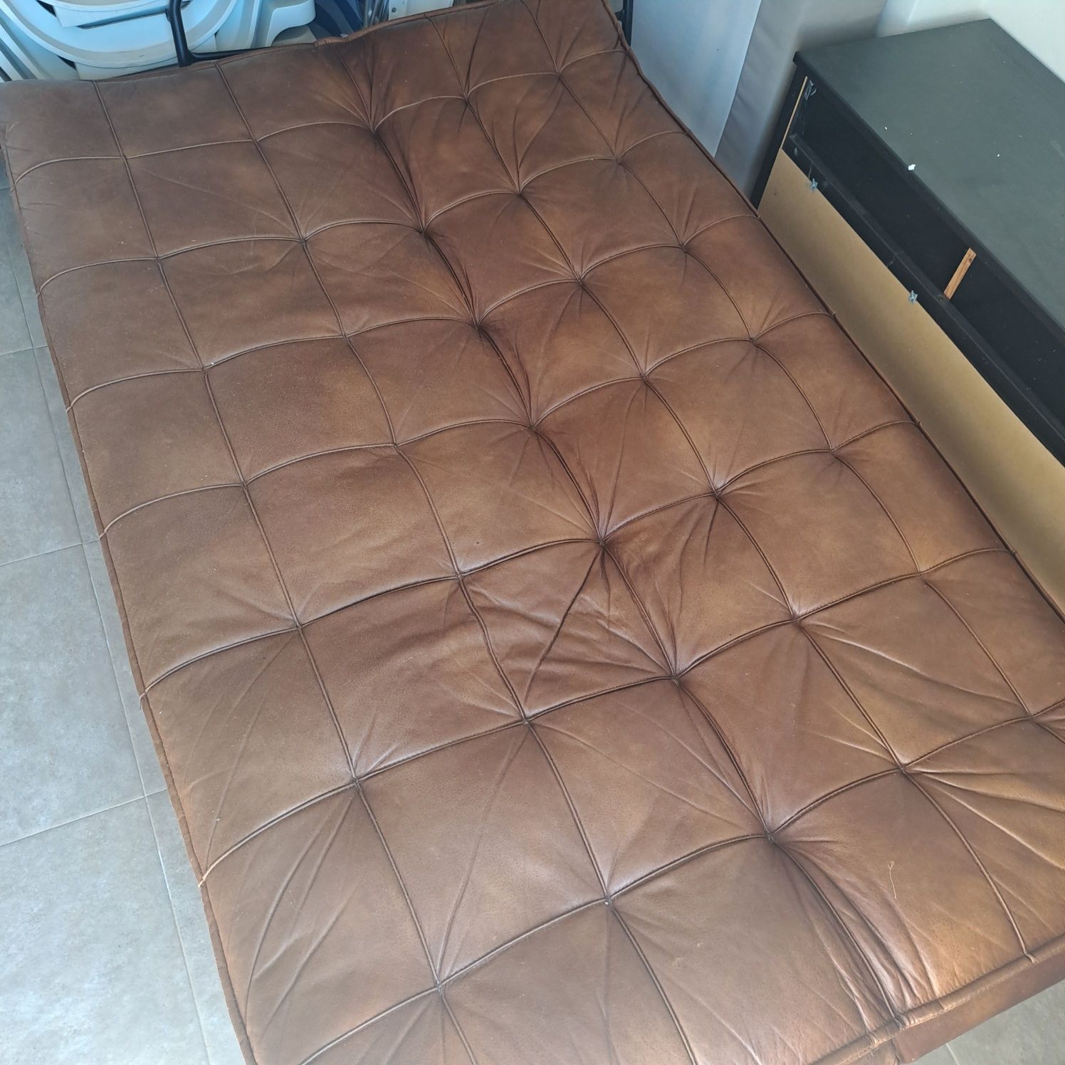Sofa-cama castanho