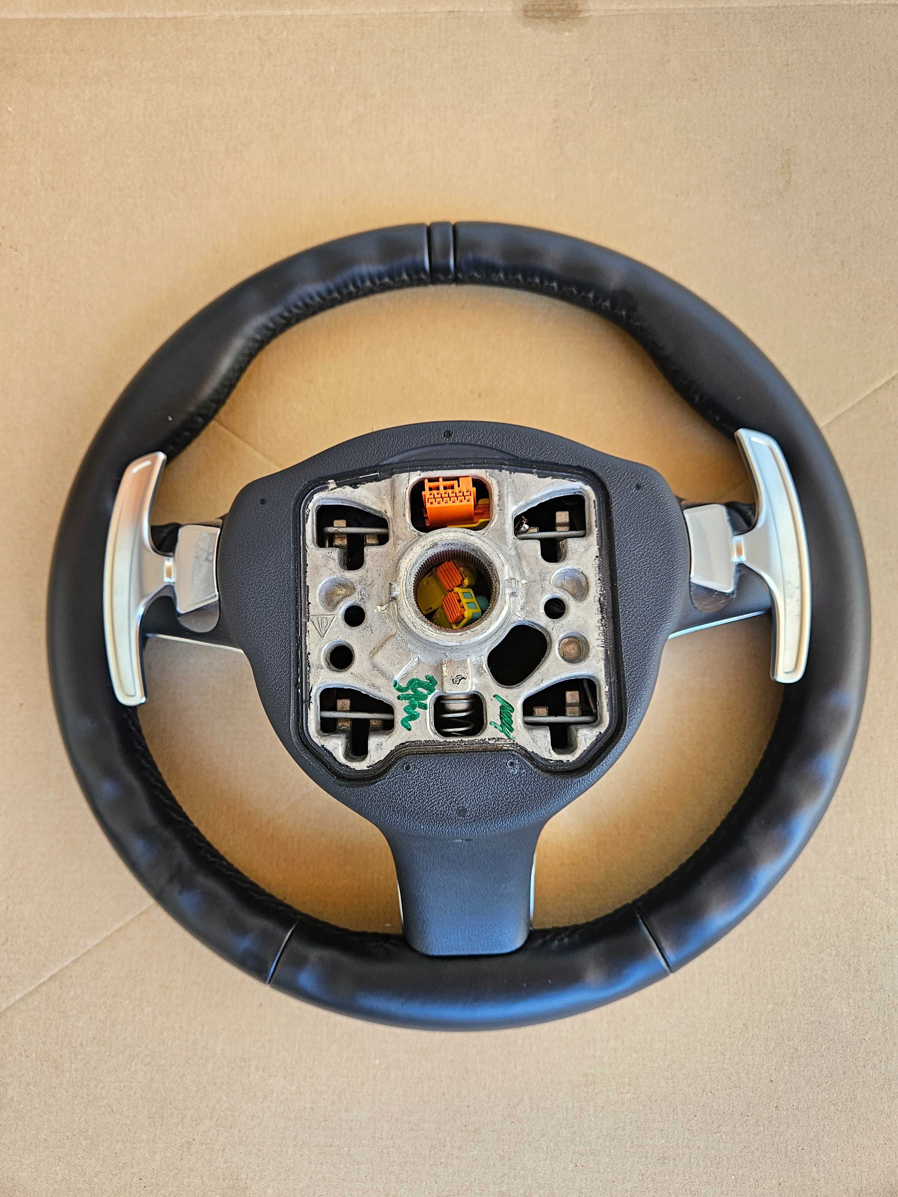 Volante Porsche, Sport Design, com airbag.