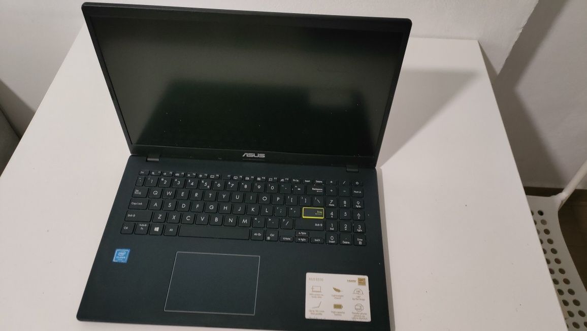 Laptop Asus E510MA- ej593t
