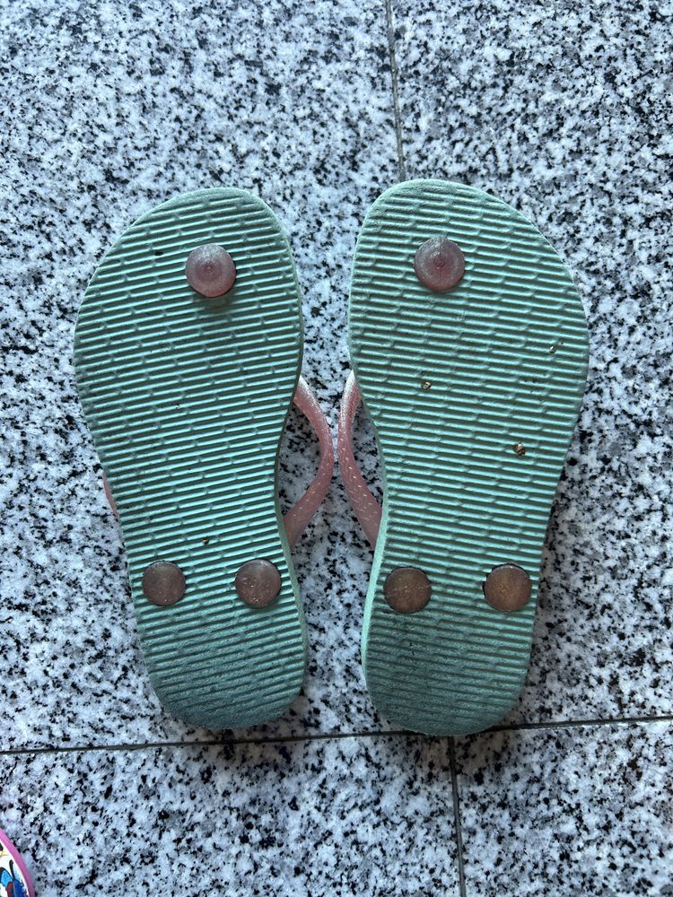 Havaianas 27 ou 28 Frozen sandálias criança