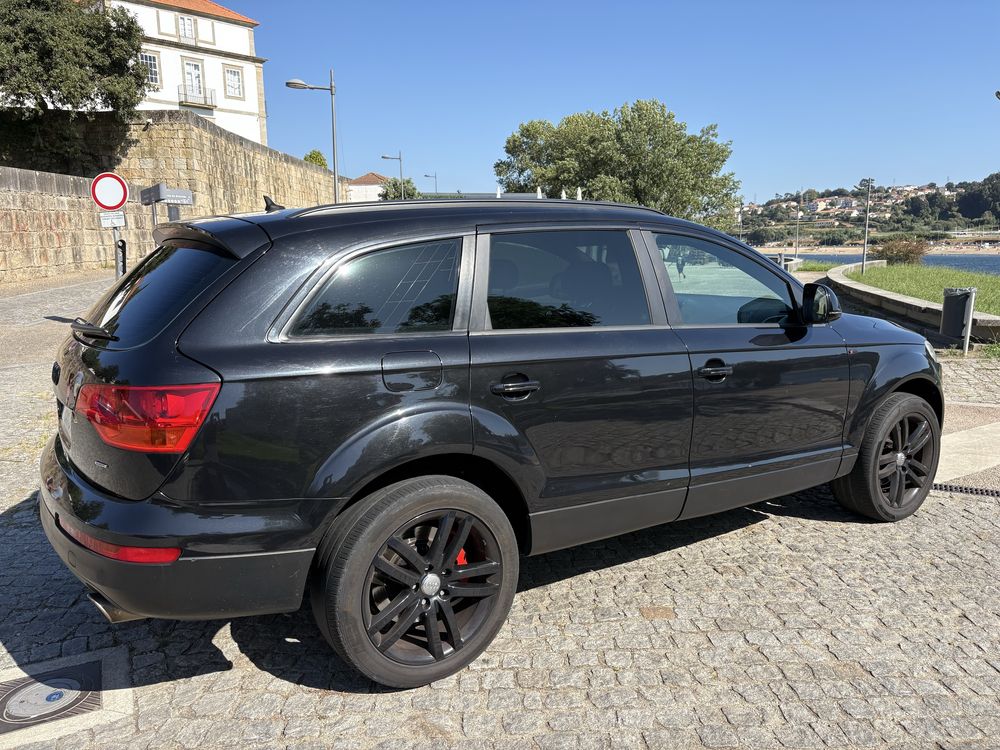 Audi Q7 4200 FSI V8 atmosférico