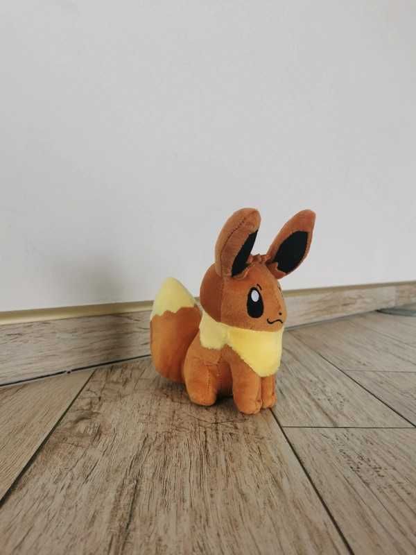 Słodka maskotka pluszowa Eevee Pokemon