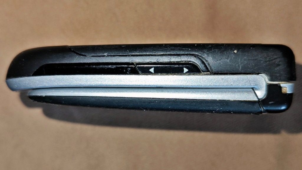 Telefon komórkowy Nokia 6131