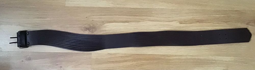 Pasek FENDI skórzany oryginał nr seryjny