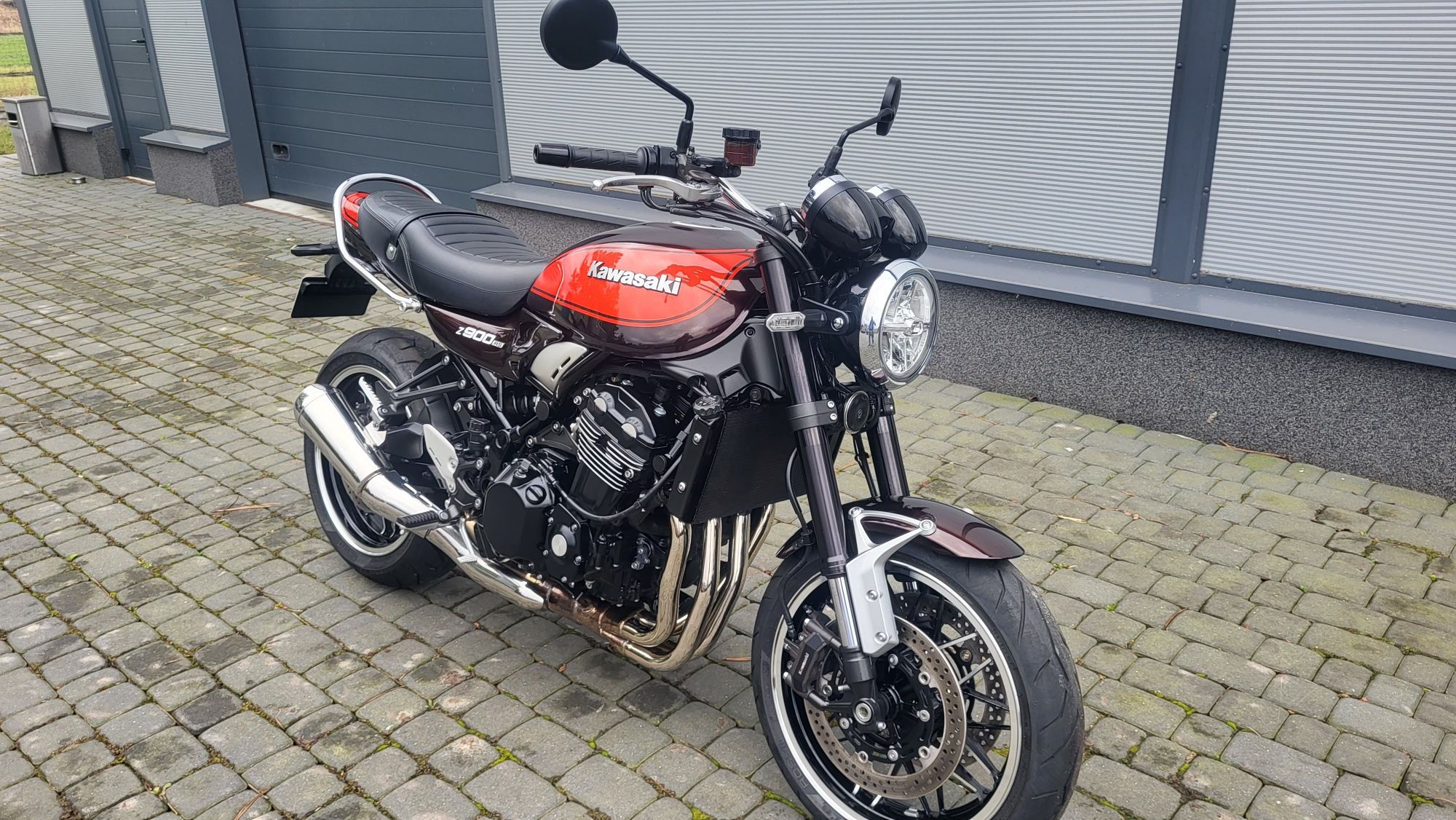 Kawasaki Z900 RS jak nowy