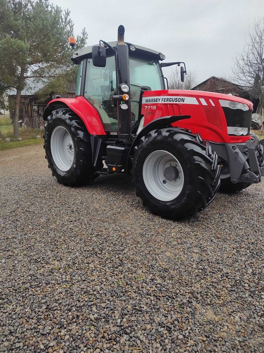 Massey Ferguson 7715
