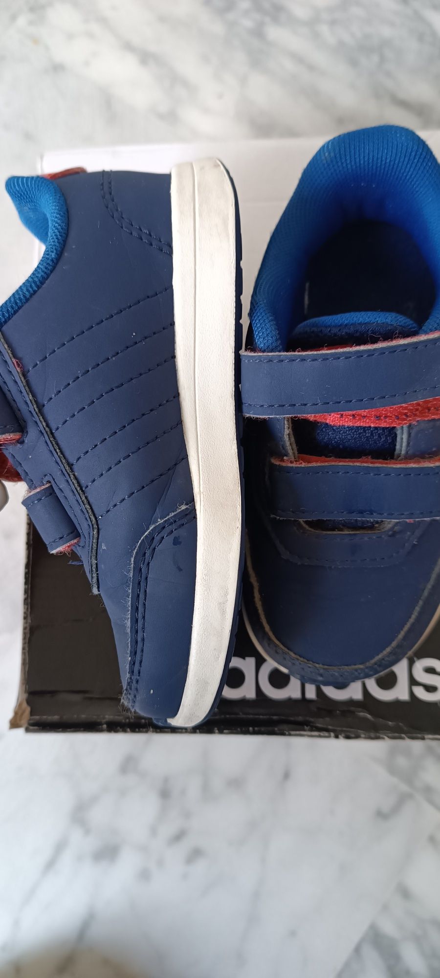 Кроссовки Adidas 23 р