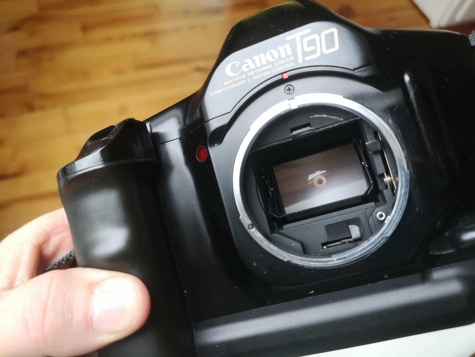 Canon T90  stan bdb