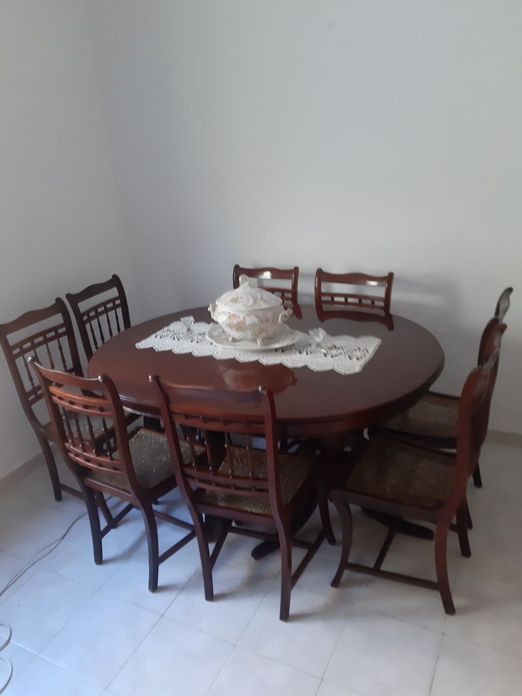 Móvel Sala+Mesa+8 cadeiras   Antigo - Mto Bom Estado