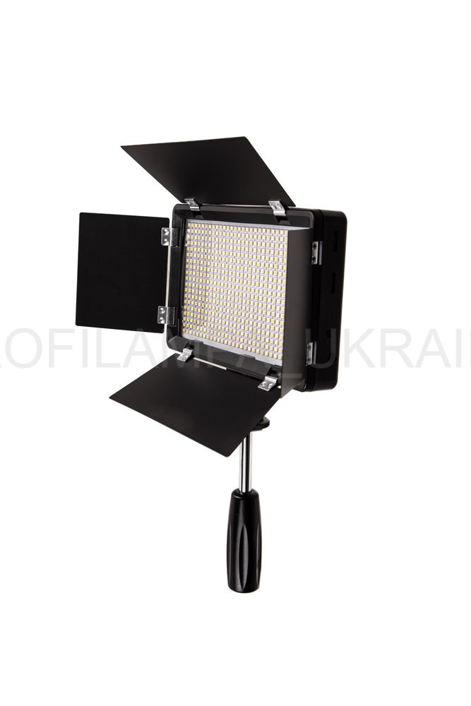 Профессионалтный видео свет Pro Video Light LED600+