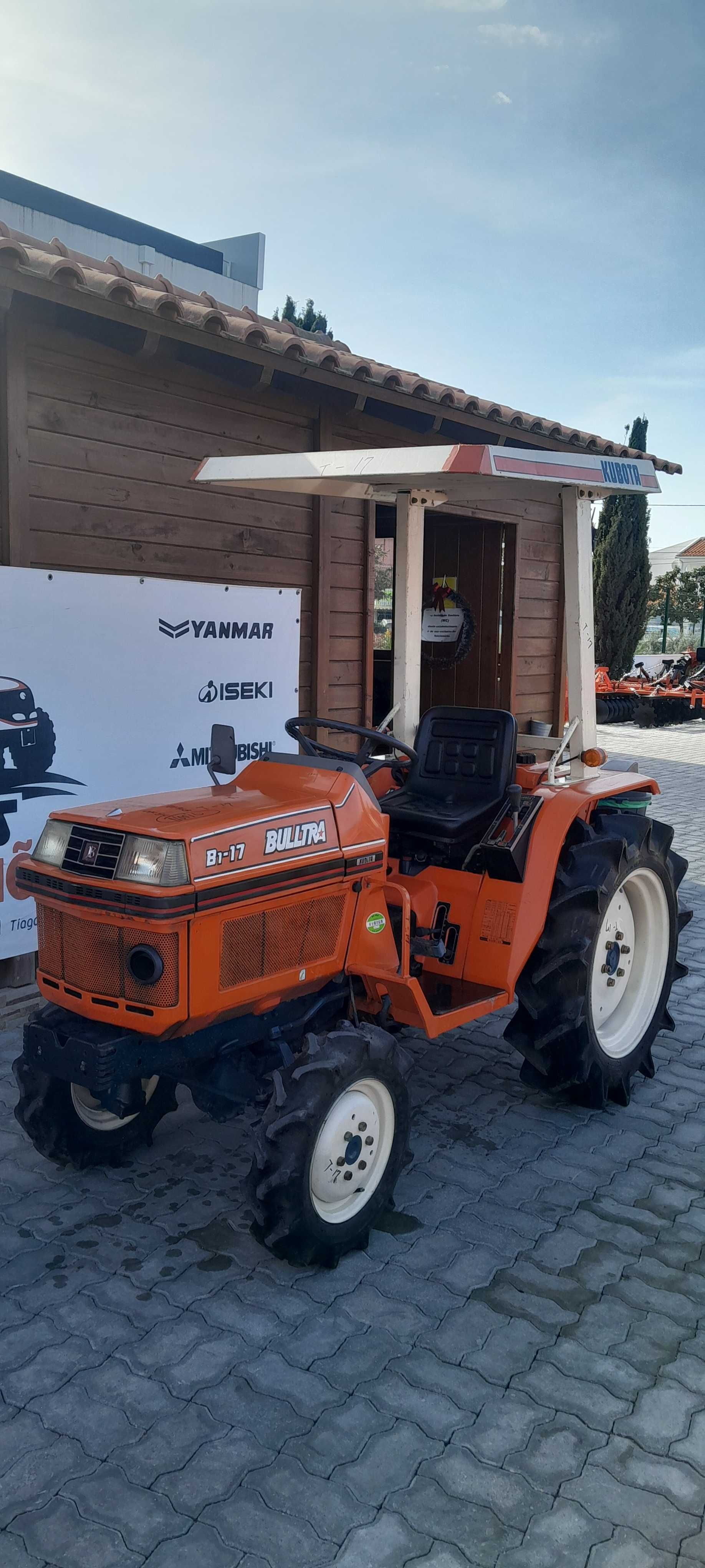 KUBOTA BULTRA B1-17, 4x4 com Capota