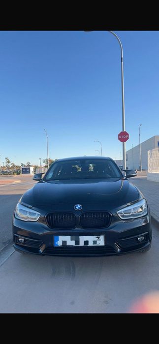 BMW série 1 , ano 2017 versão D Edynamics adiantáveis