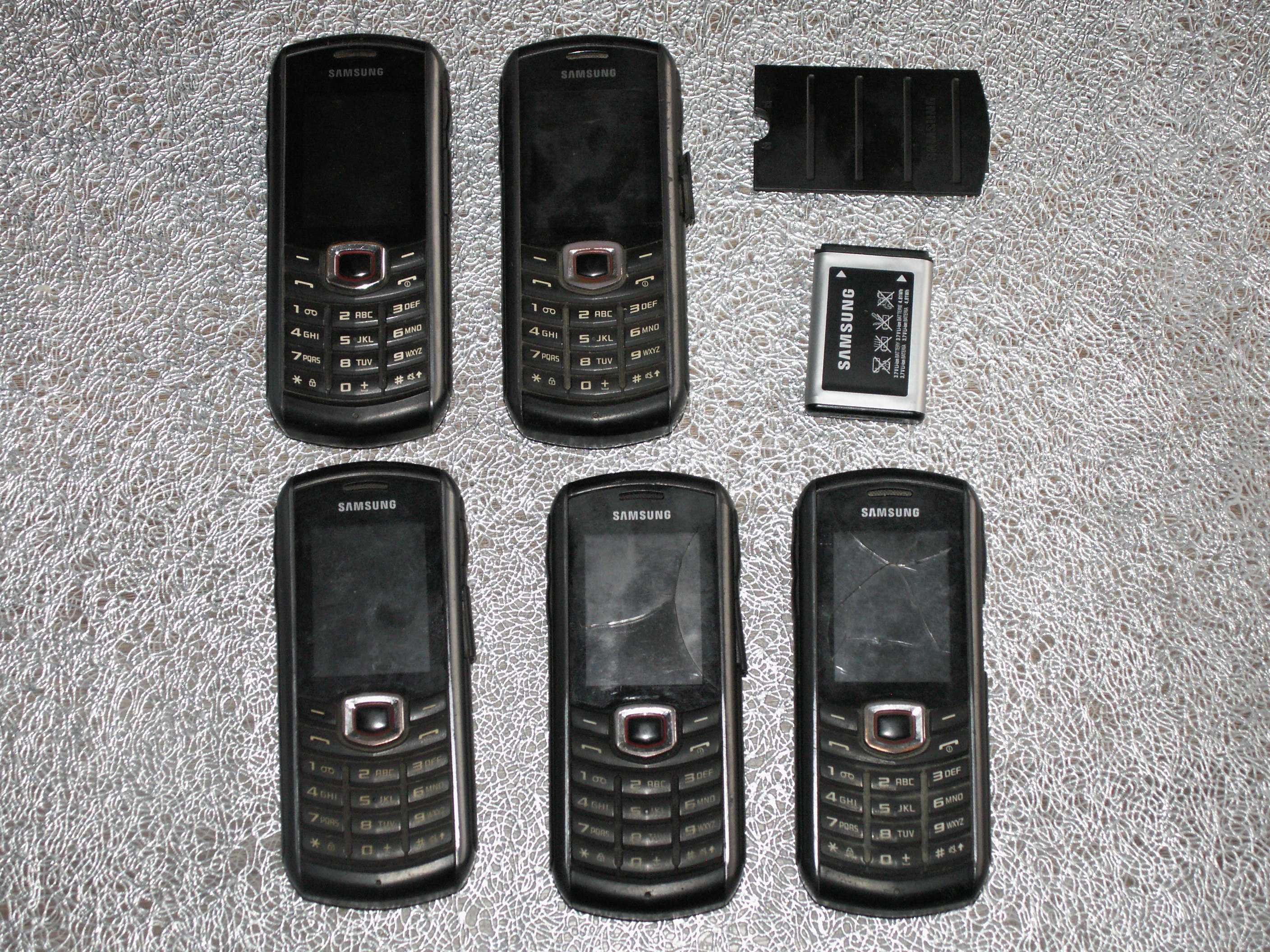 Kultowy Telefon Samsung GT - B2710 - Razem  5 sztuk