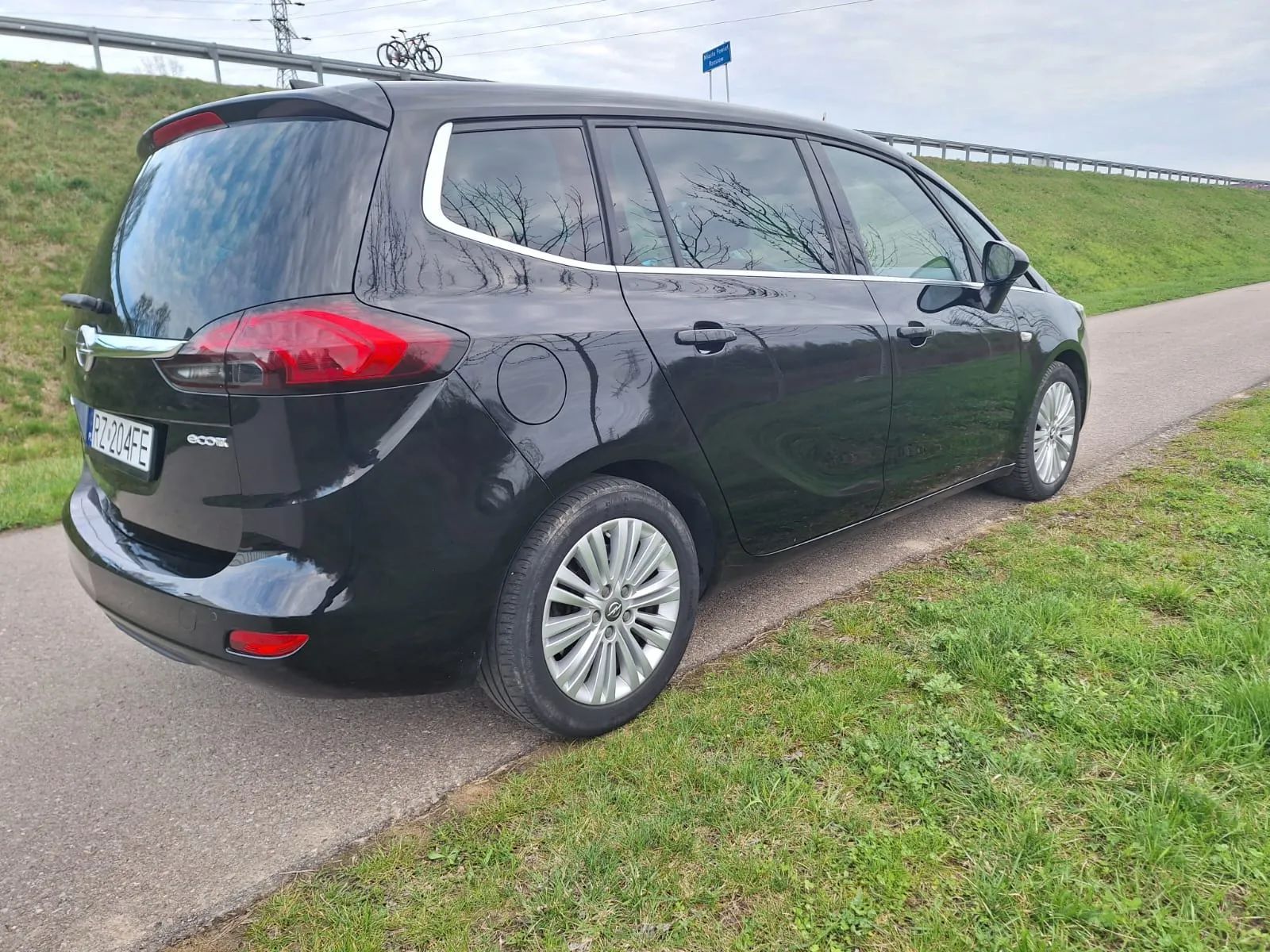 Opel Zafira COSMO 2.0/170