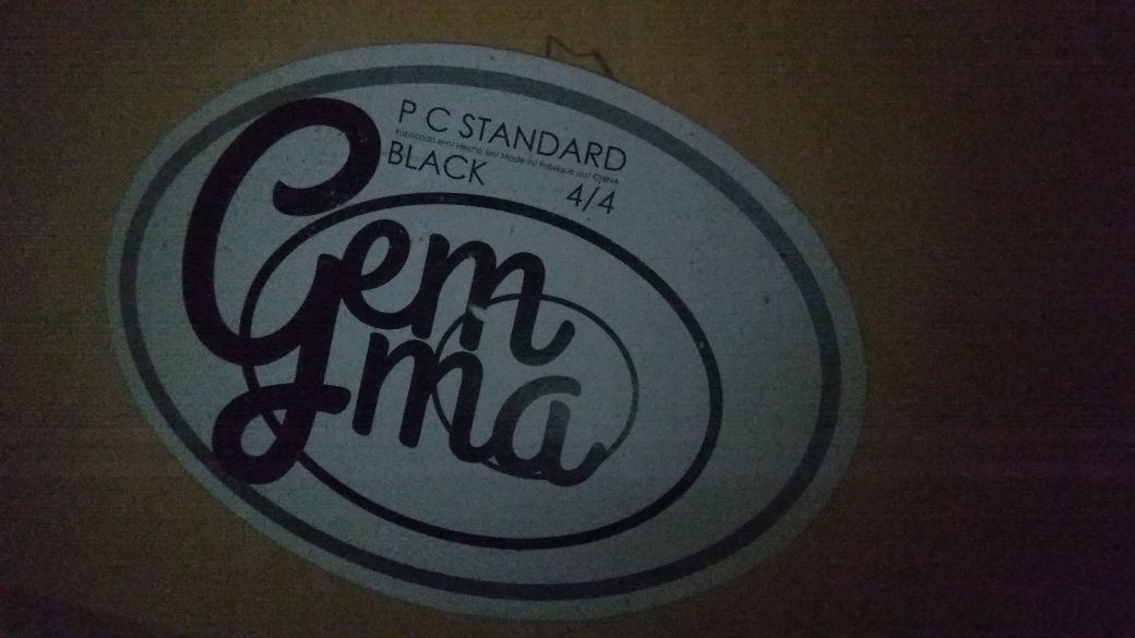 guitarra preta nylon ( violão )