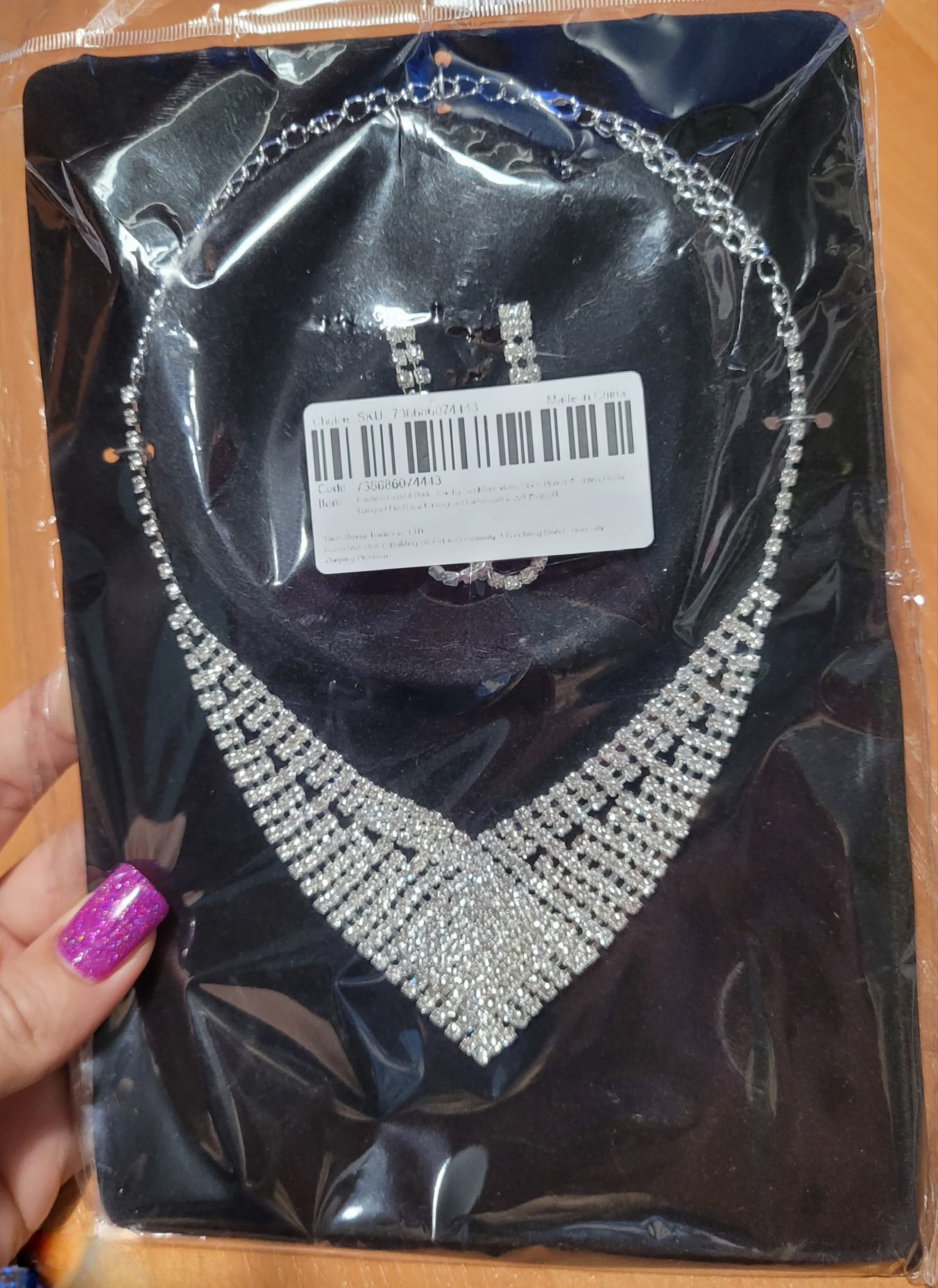 Ожерелье сережки набор вечерний на подарок жене девушке из камней