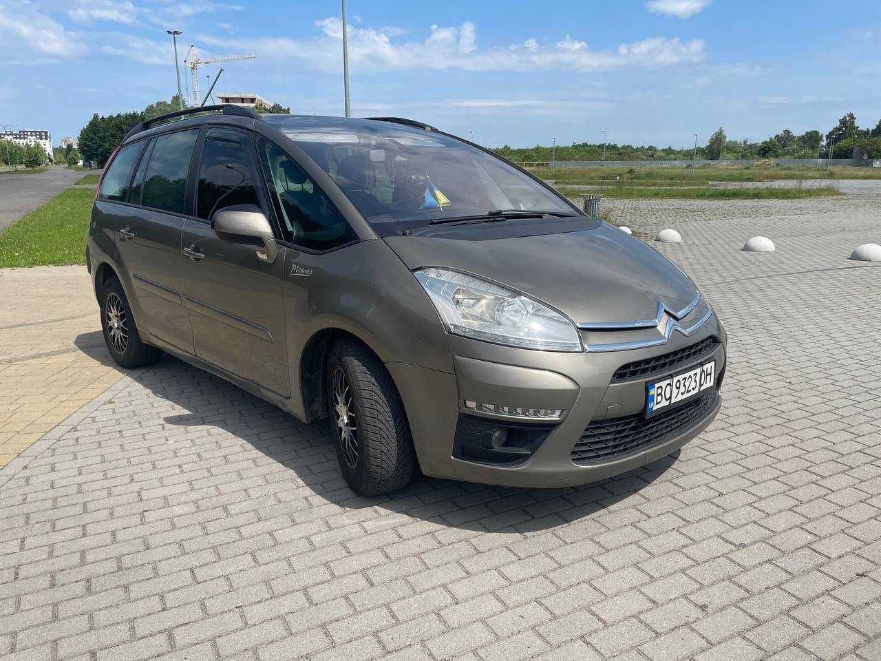 Авто Сітроен Гранд Пікасо