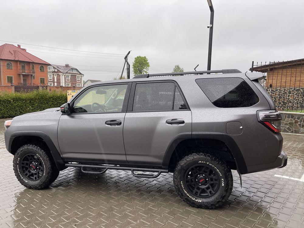 Toyota 4Runner  TRD