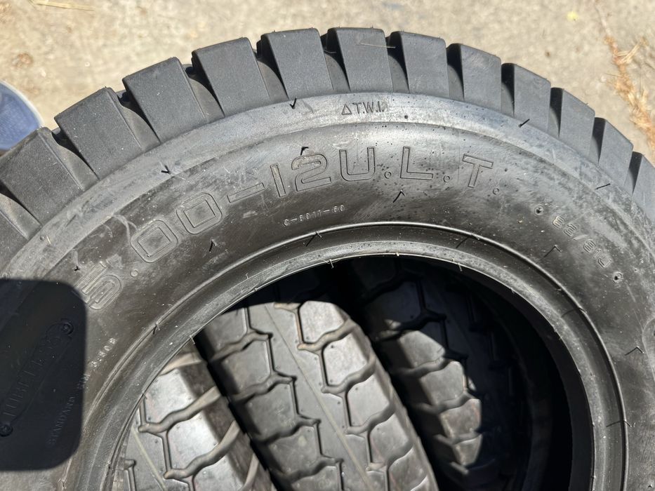 Шини 5.00-12 U.L.T CST 83/81J 8PR