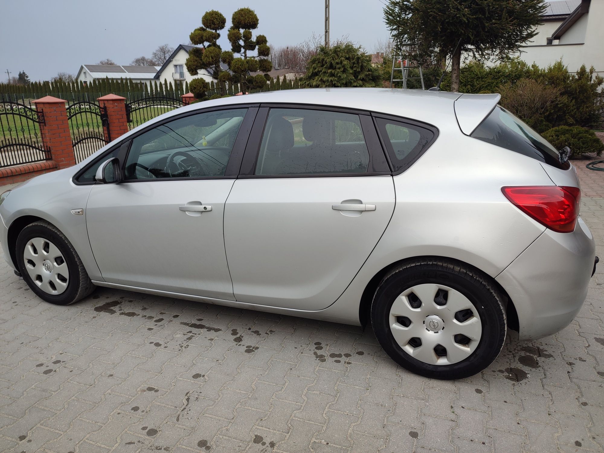 Astra 1,4t 2015r