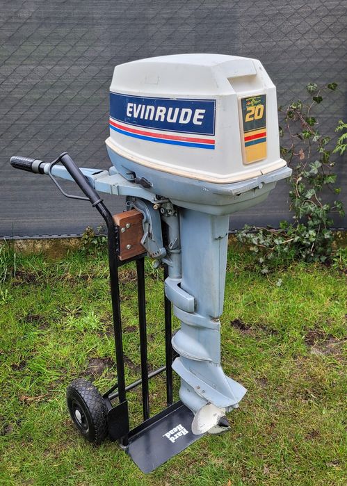 Silnik zaburtowy do łódki Evinrude Johnson 20KM 2suw