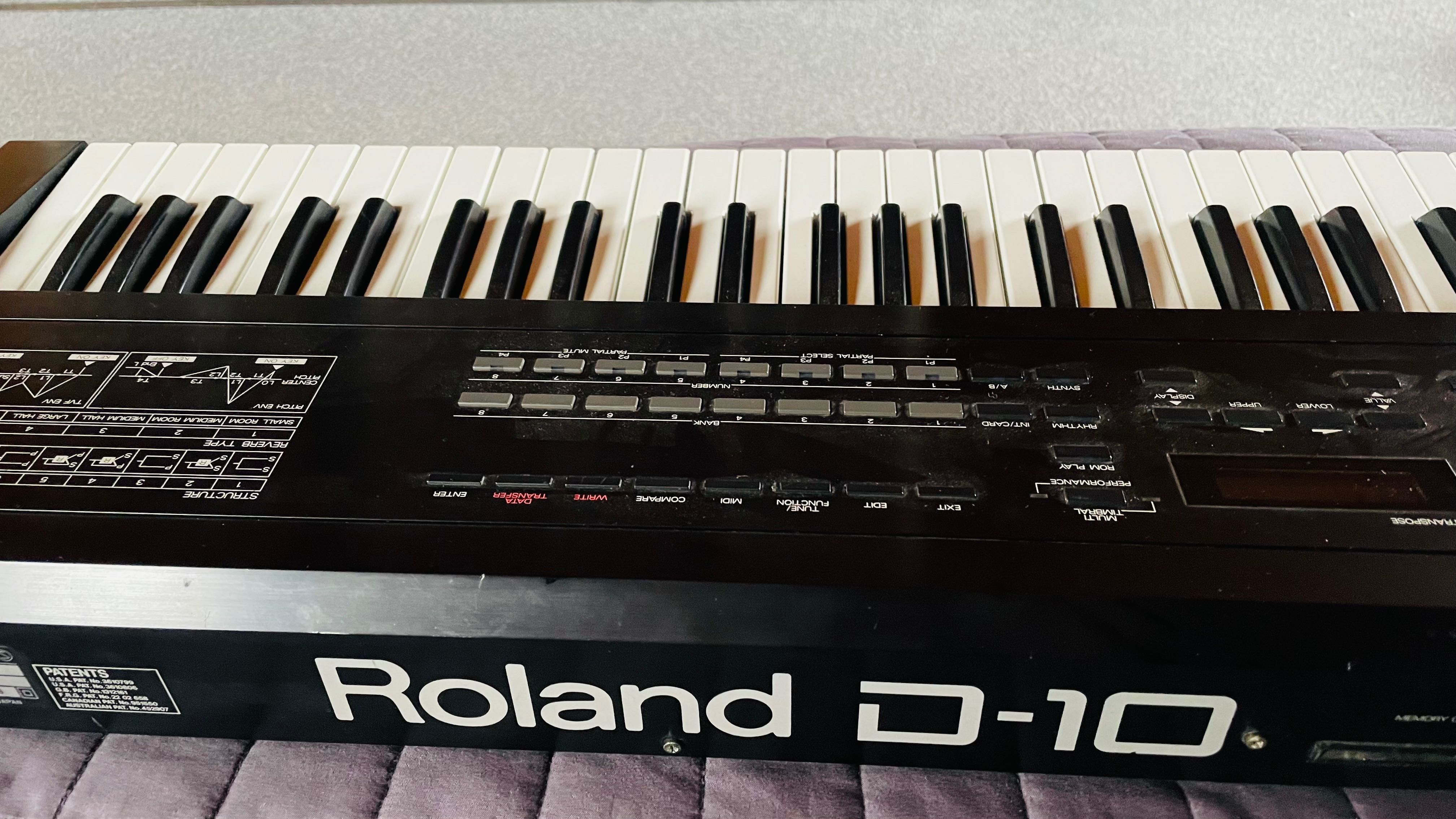 Roland D10 Kultowy syntezator z lat 80