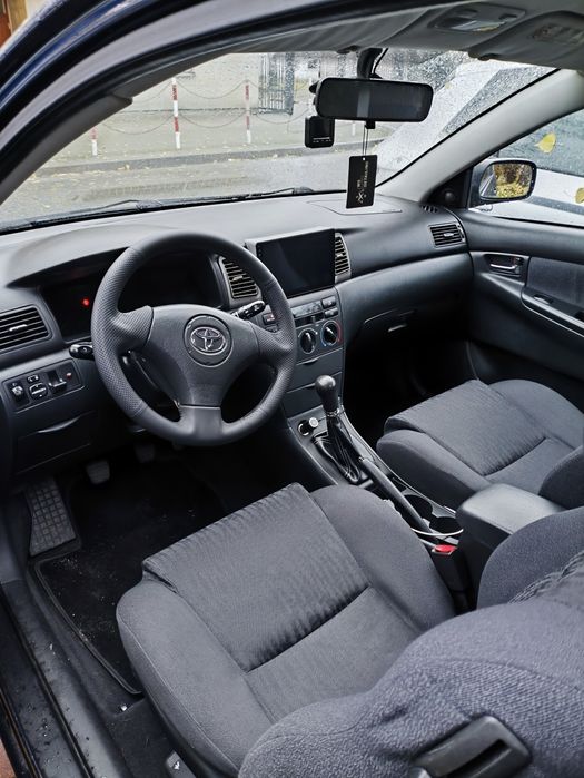 Toyota corolla e12 2002