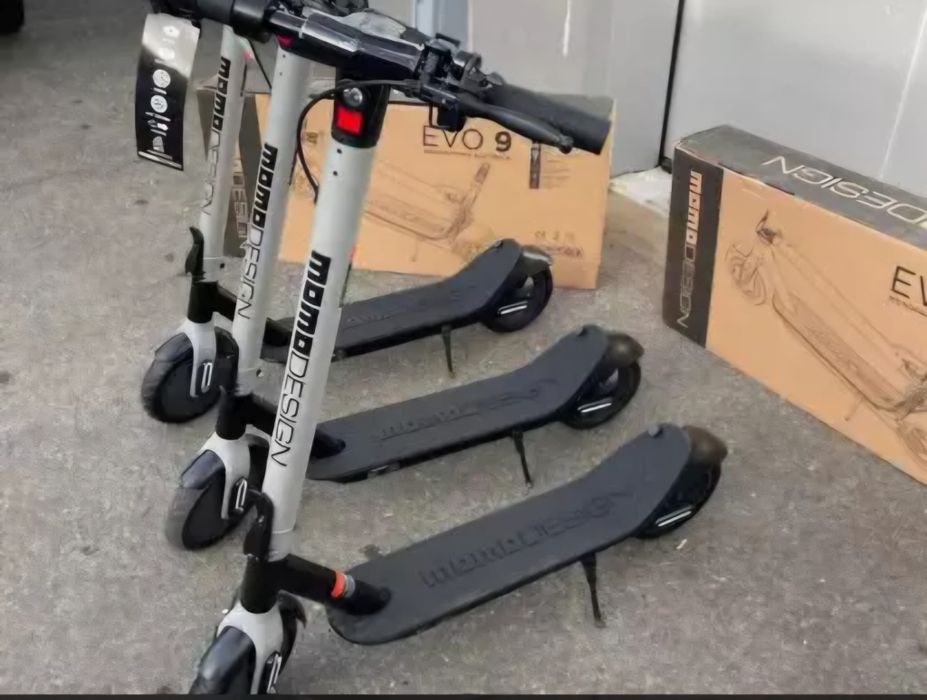 Skladana hulajnoga elektryczna Momodesign Evo 9