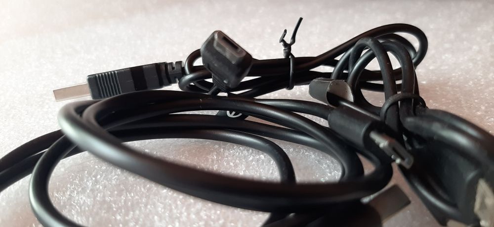 Kable USB - USB micro B. 3 sztuki.