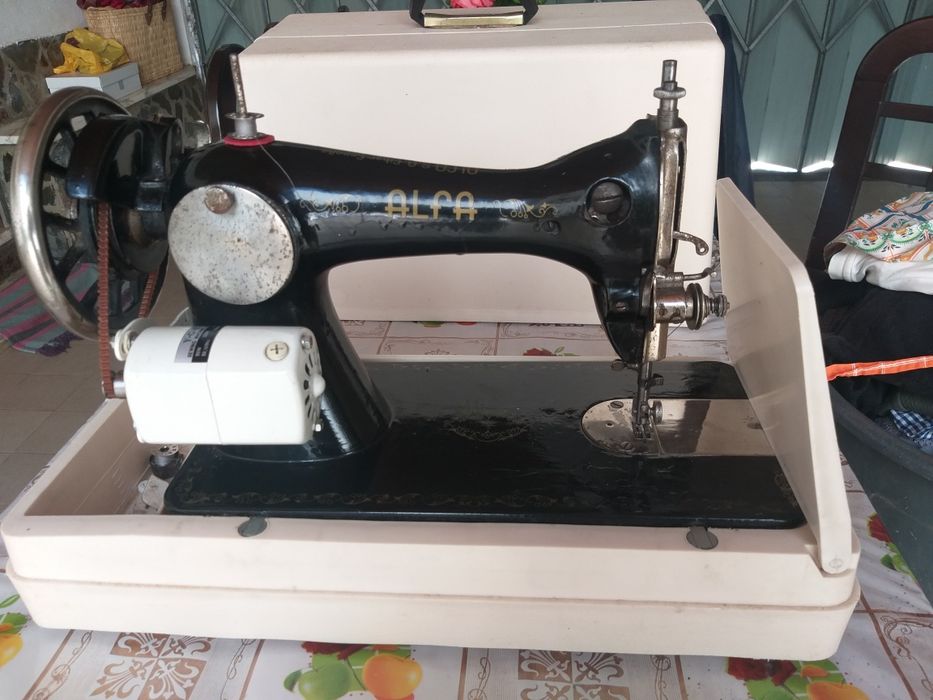Maquina costura alfa