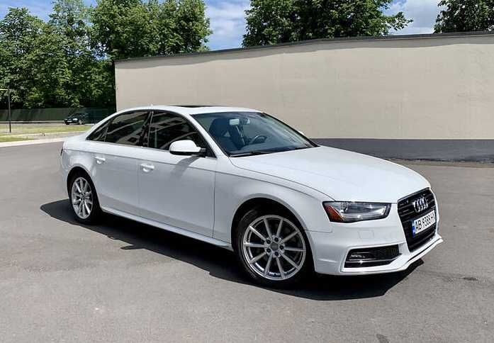 Продаю Audi A4 B8 2015 року