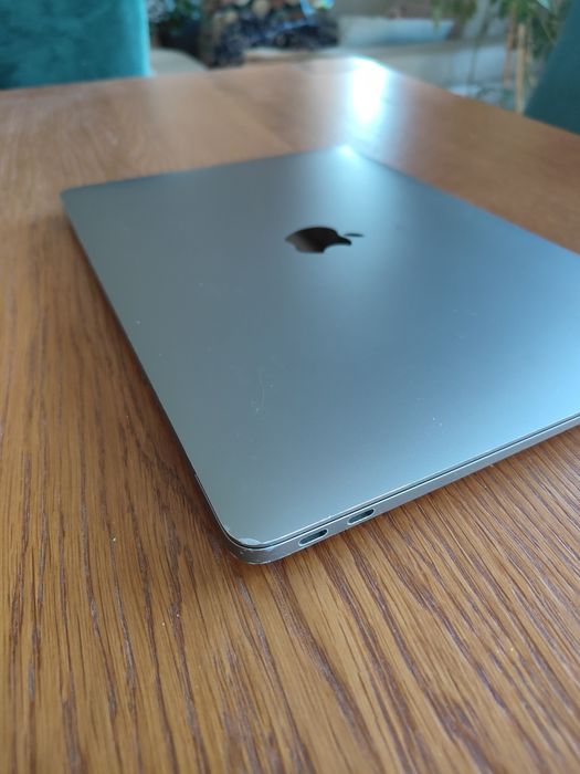Macbook Air 2020 A2179 (Intel i5)