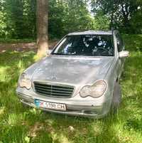 Продам Mercedes C-клас 2002 року випуску