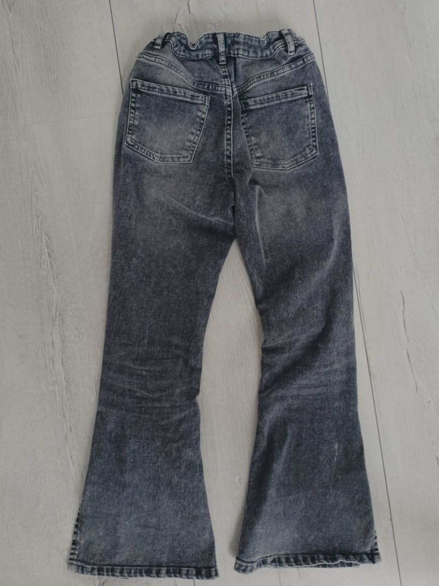 Spodnie jeansowe Sinsay 146.
