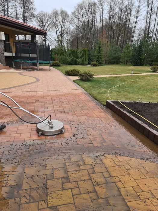 ПРОФЕСІЙНЕ Миття  ЧИСТКА  мийка бруківки, каменю,дах фасад СПЕЦ-МАШИНА