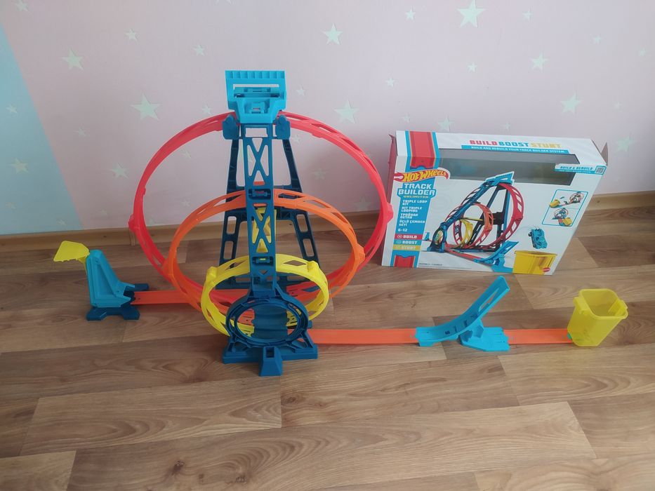 Оригінальний трек Хотвілс