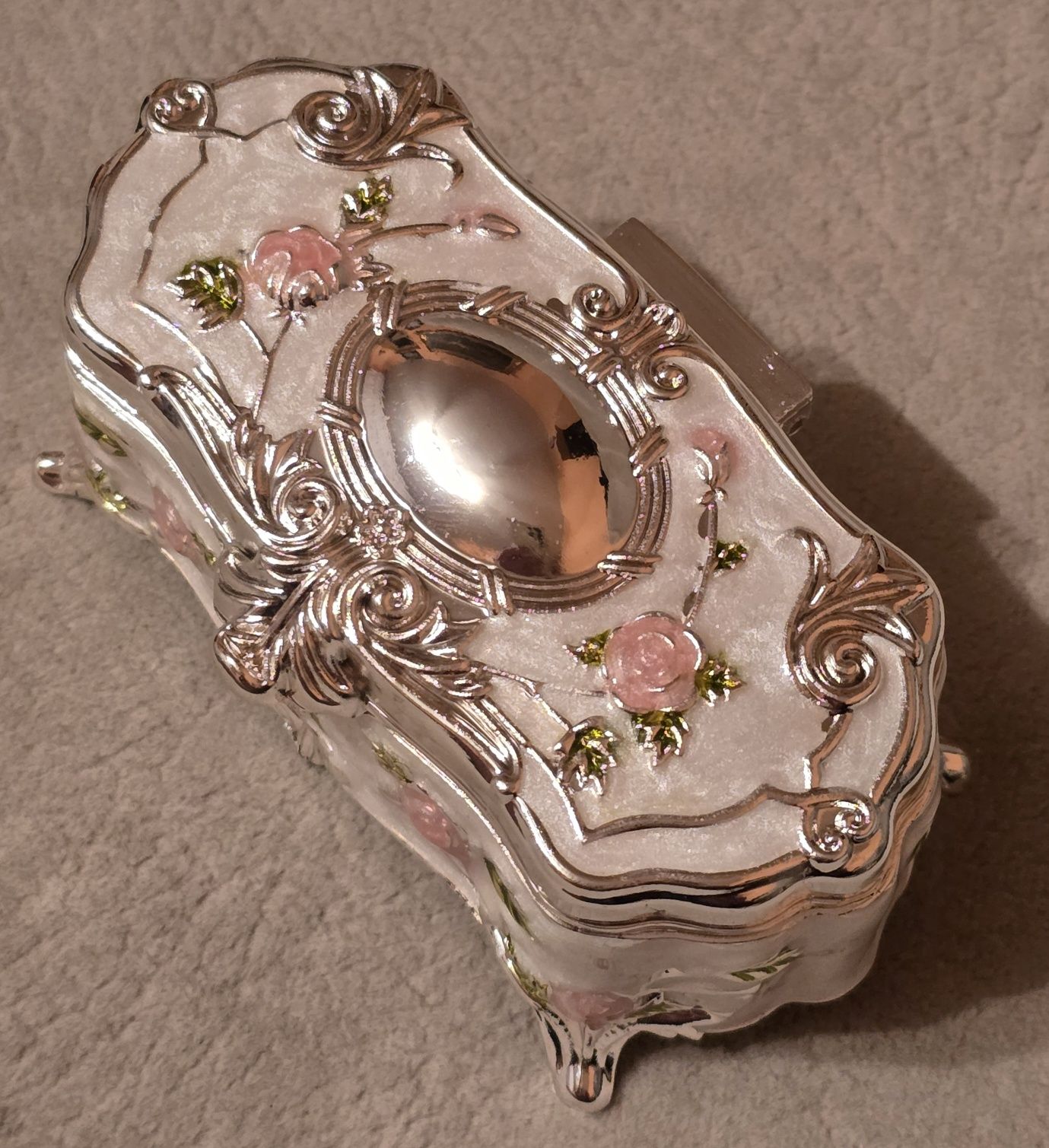 Piękna szkatułka dworska z metalu w carskim stylu Faberge St.Petersbur