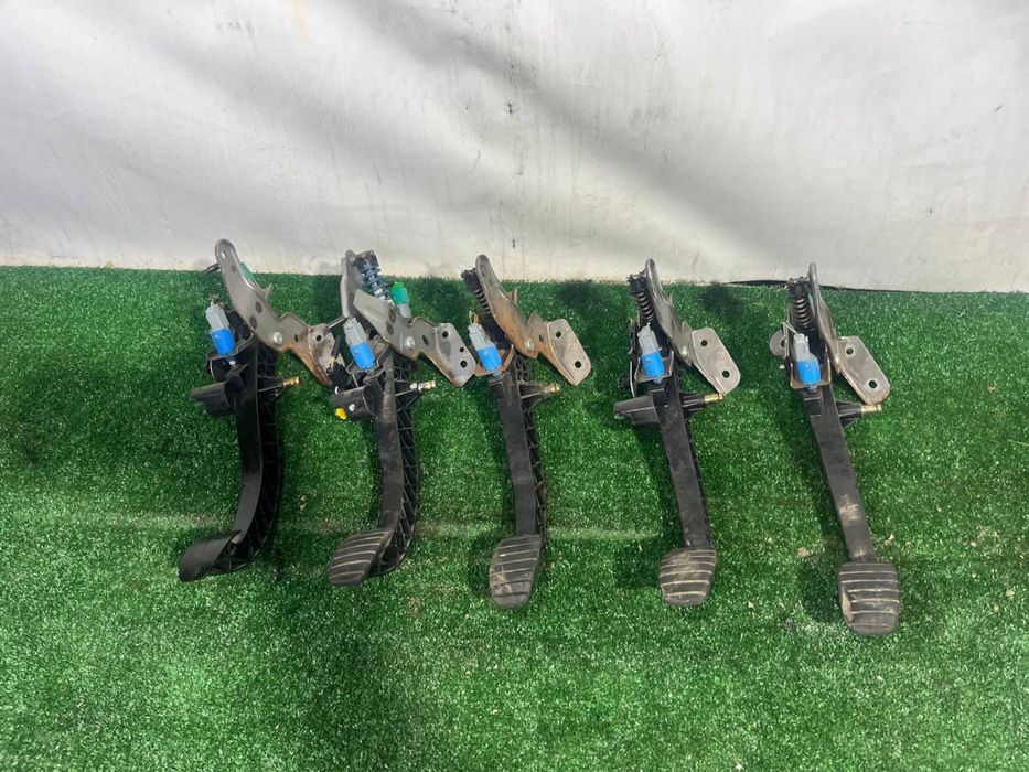 Педаль зчеплення Renault Megane 2 / Scenic 2 рено сценік меган