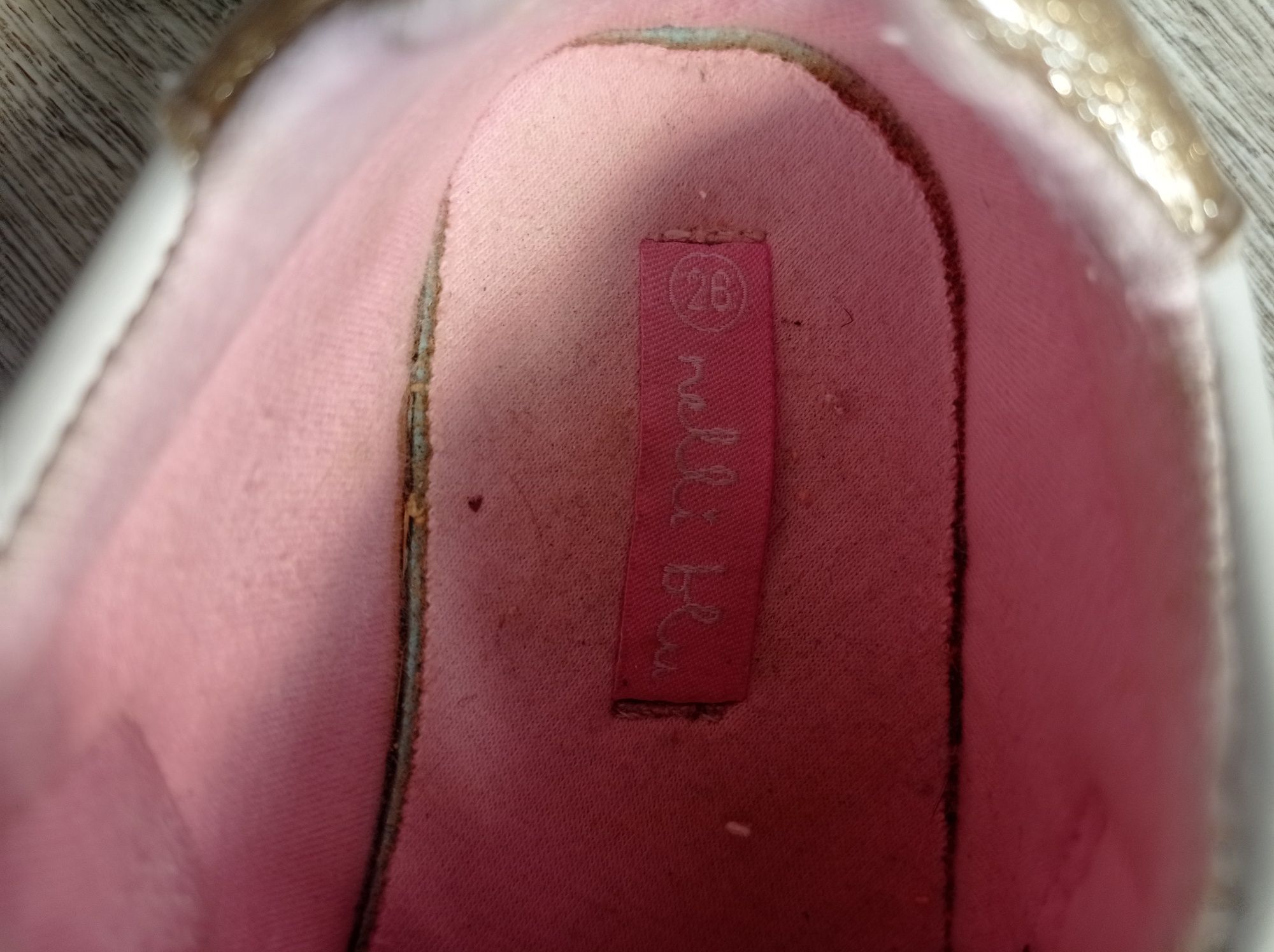 Buty sportowe półbuty 26