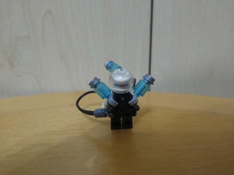 LEGO Marvel Super Heroes minifigurka Mr Freeze