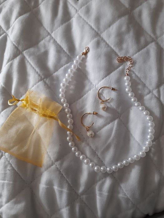 Nowy elegancki zestaw biżuterii perełki kolczyki naszyjnik