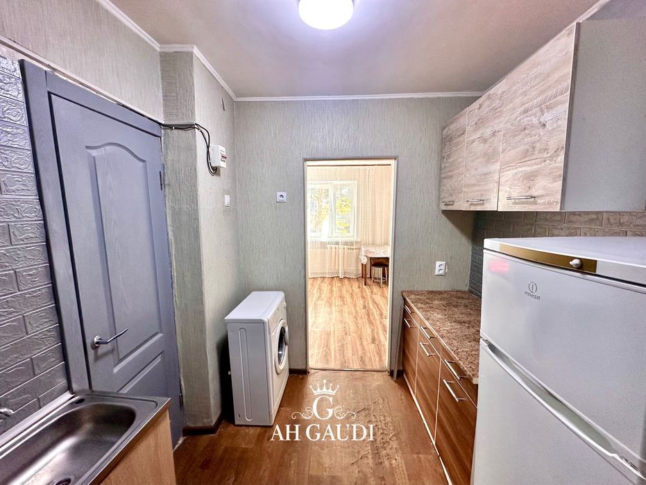 Аренда. Универсам. Корабельный. Свой санузел.