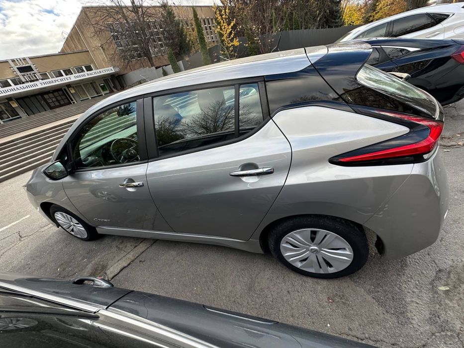 Nissan Leaf 2019 40kw Оренда Таксі