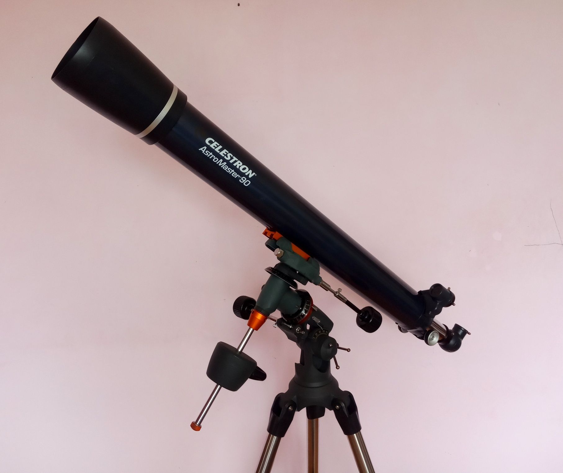 Телескоп рефрактор Celestron AstroMaster 90 Sky watcher