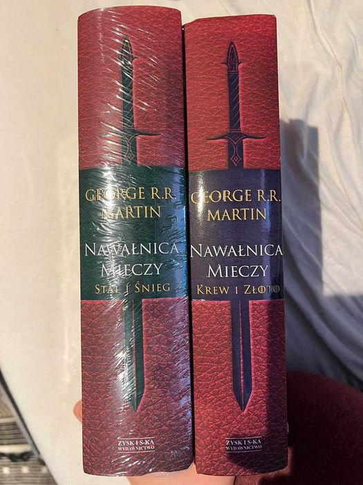 Nawałnica Mieczy, George R.R Martin